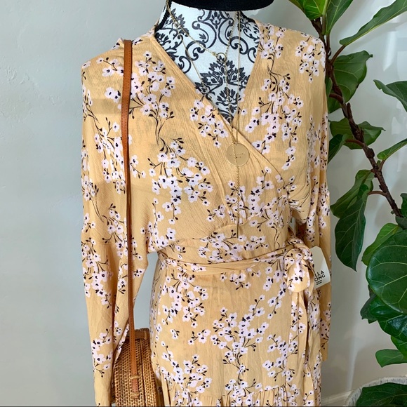 ๐ฅ๐ฅBILLABONG - MY FAVORITE MAXI DRESS๐ฅ๐ฅ - Picture 4 of 10